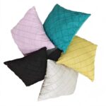 Throw Pillow Diamond-Patterned Throw Pillow